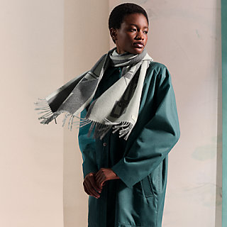 カシミヤ100%【HERMES】 Casaque Les Sanglesマフラー casaque-les-sangles-scarf--